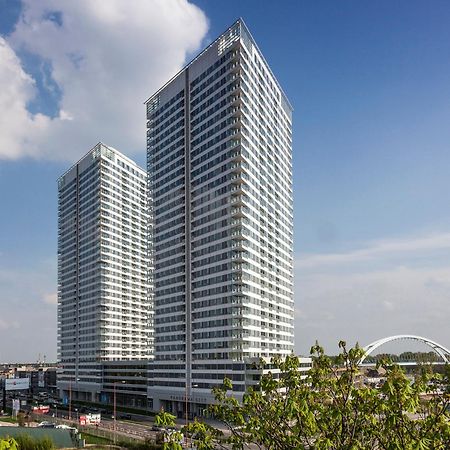 Sag Panorama City Free Parking Pressburg Exterior foto